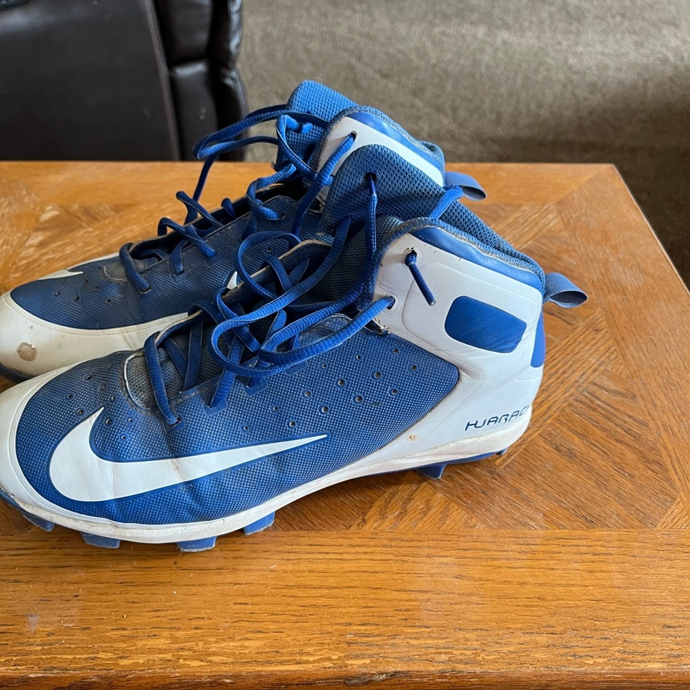 Nike Size 8.5 baseball cleats